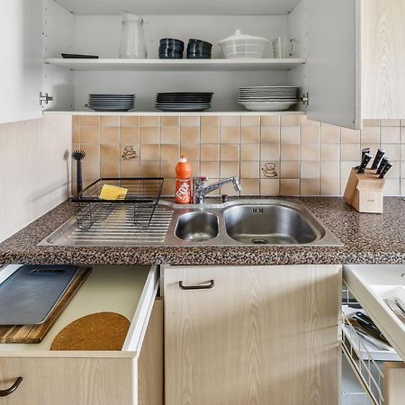 Affordable Comfort In Zurich Daire Dış mekan fotoğraf